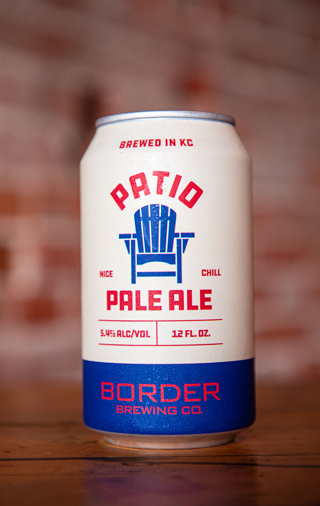 Patio Pale Ale product photography